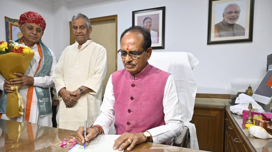 Shivraj Singh Chouhan: JMM Made 144 Promises but Delivered None